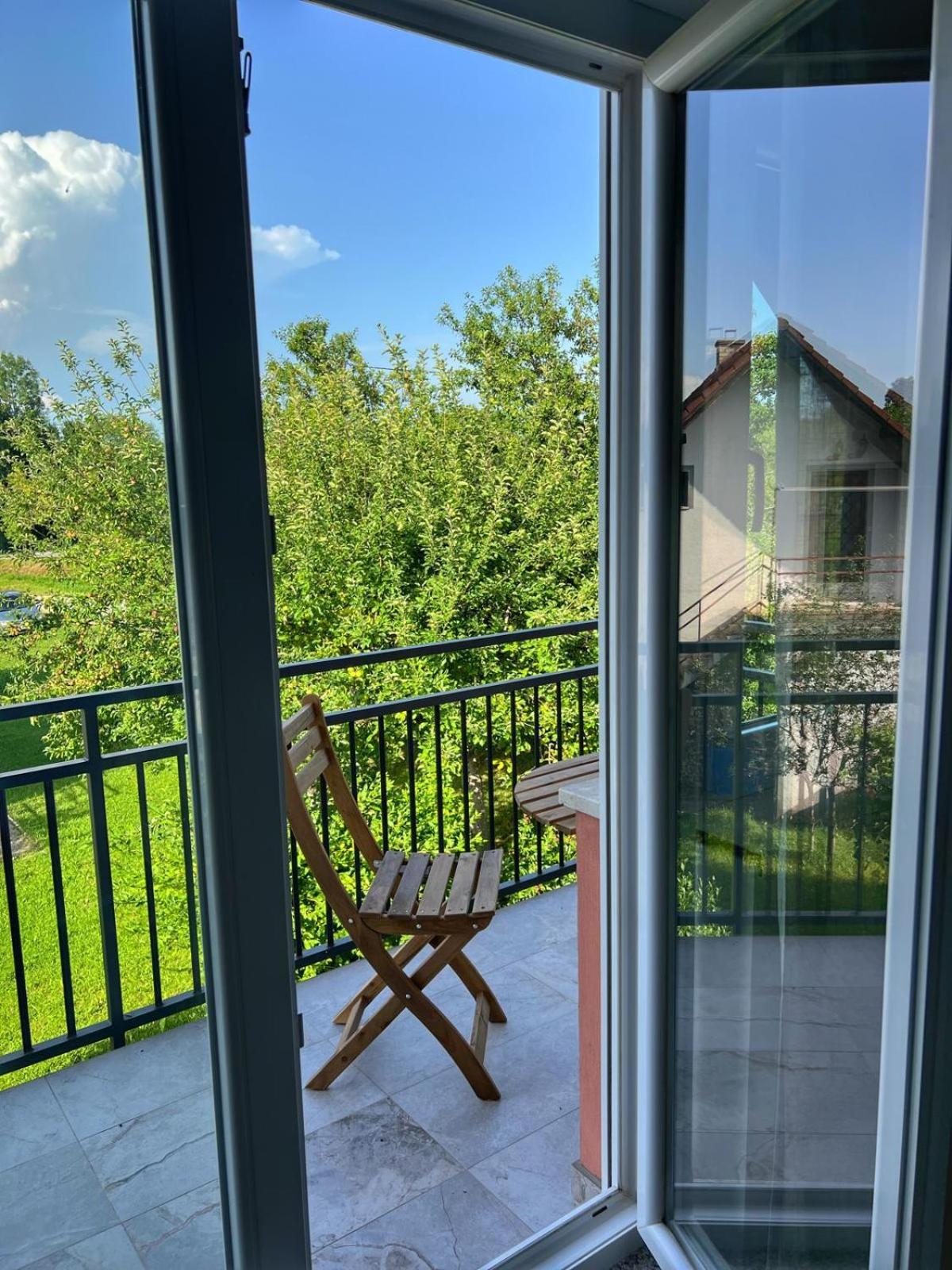 Apartman Cherry Plitvice Lakes Irinovac Exteriér fotografie
